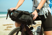 Load image into Gallery viewer, Almsthre XL bar bag bike commuting in Cardiff by the Sea California